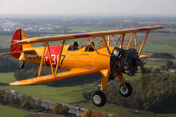 30 min. Doppeldecker Rundflug in einer 450HP Boeing Stearman