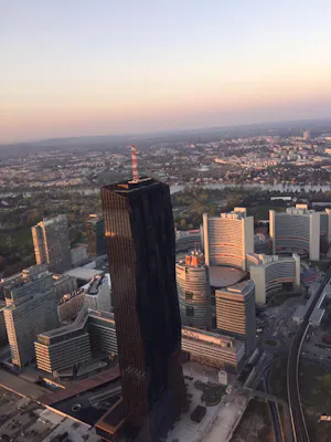 RUNDFLUG über WIEN