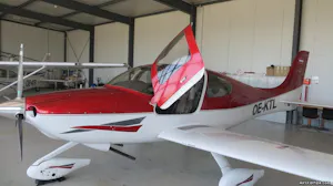 Cirrus SR20