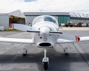 Aquila A210
