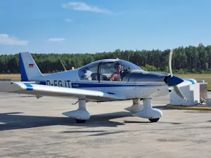 Robin DR 200