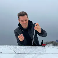 Viktor B.