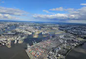 Rundflug über Hamburg und zurück