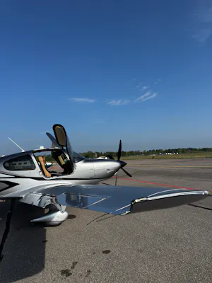 Cirrus SR22T