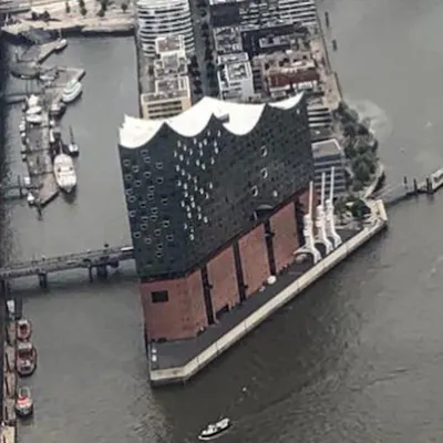 Rundflug über Hamburg