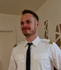 Simon G.