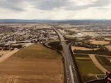 Dein Zuhause im Hubschrauber von oben sehen