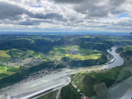 Rundflug über Rhein und Mosel 